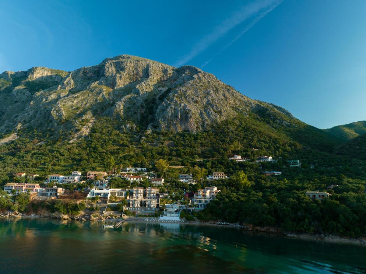 Glyfa Beach Villas Barbati Bagian luar foto