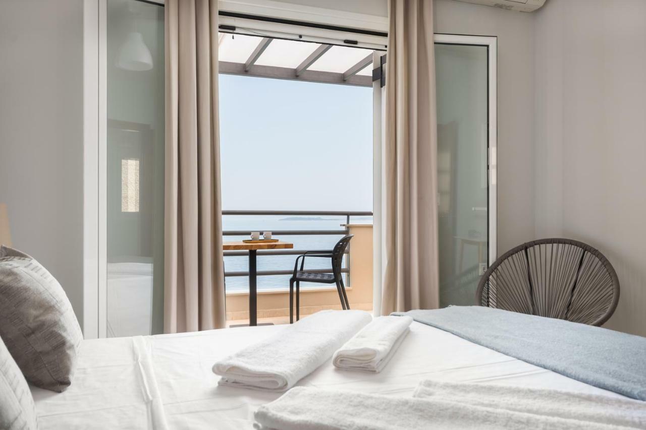 Glyfa Beach Villas Barbati Bagian luar foto