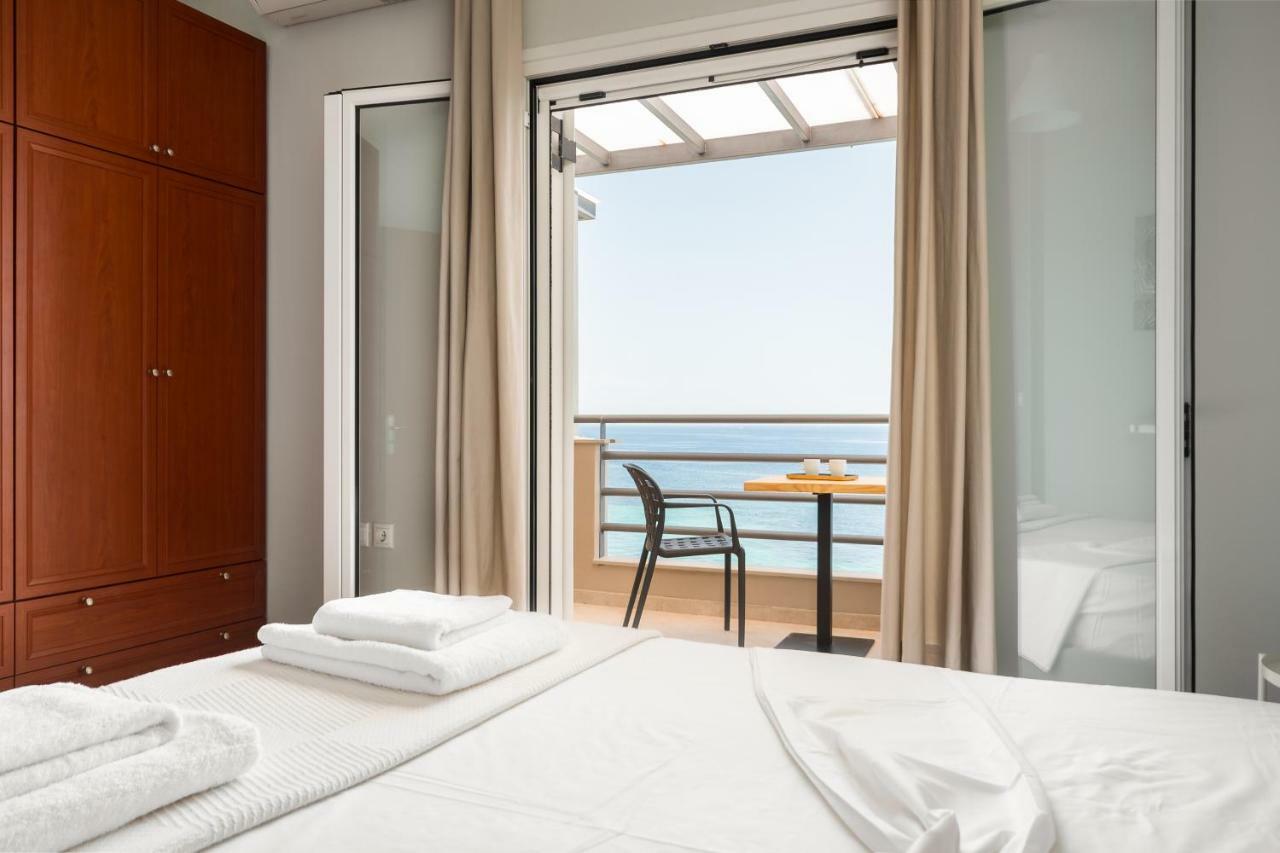 Glyfa Beach Villas Barbati Bagian luar foto
