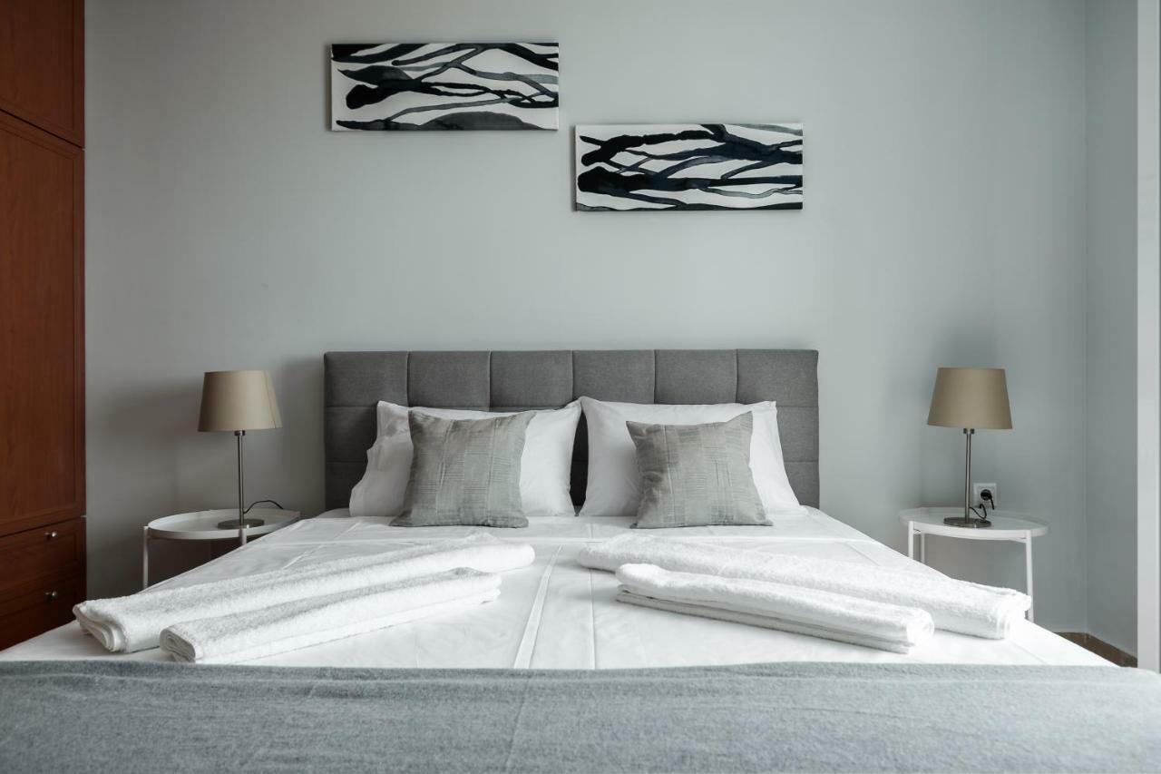 Glyfa Beach Villas Barbati Bagian luar foto